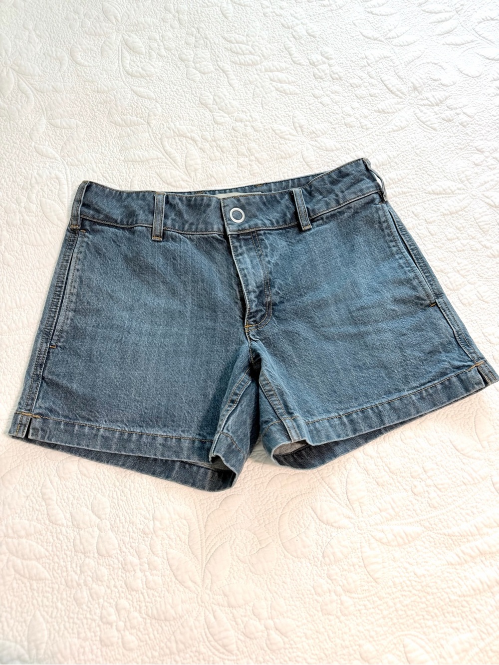 Vintage Gap Jeans Short Womens Denim Shorts Size 8 Relaxed Mid Rise Cotton Y2K